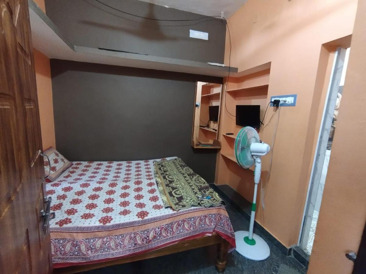 Rks Homestay Hampi Exteriör bild