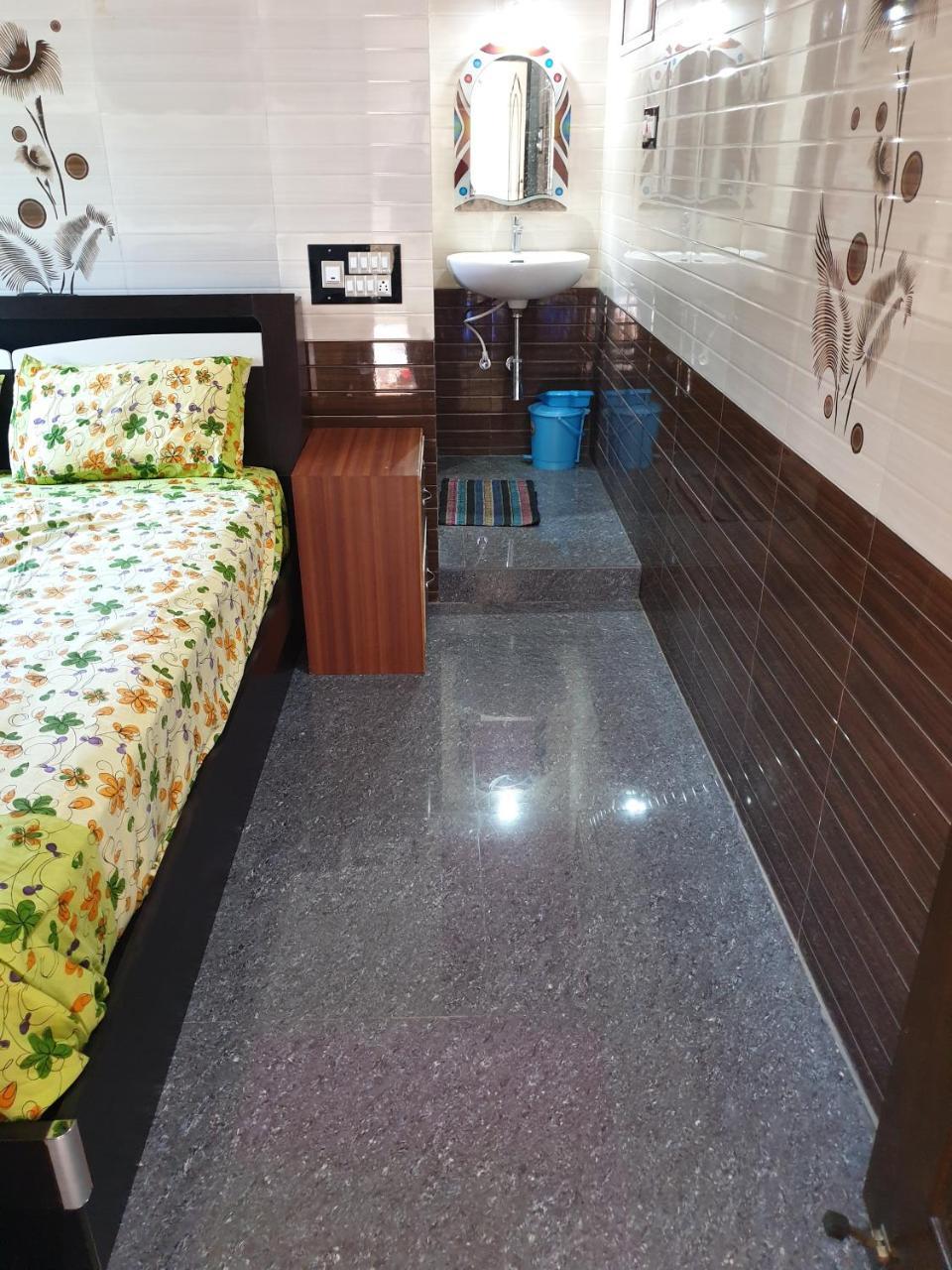 Rks Homestay Hampi Exteriör bild
